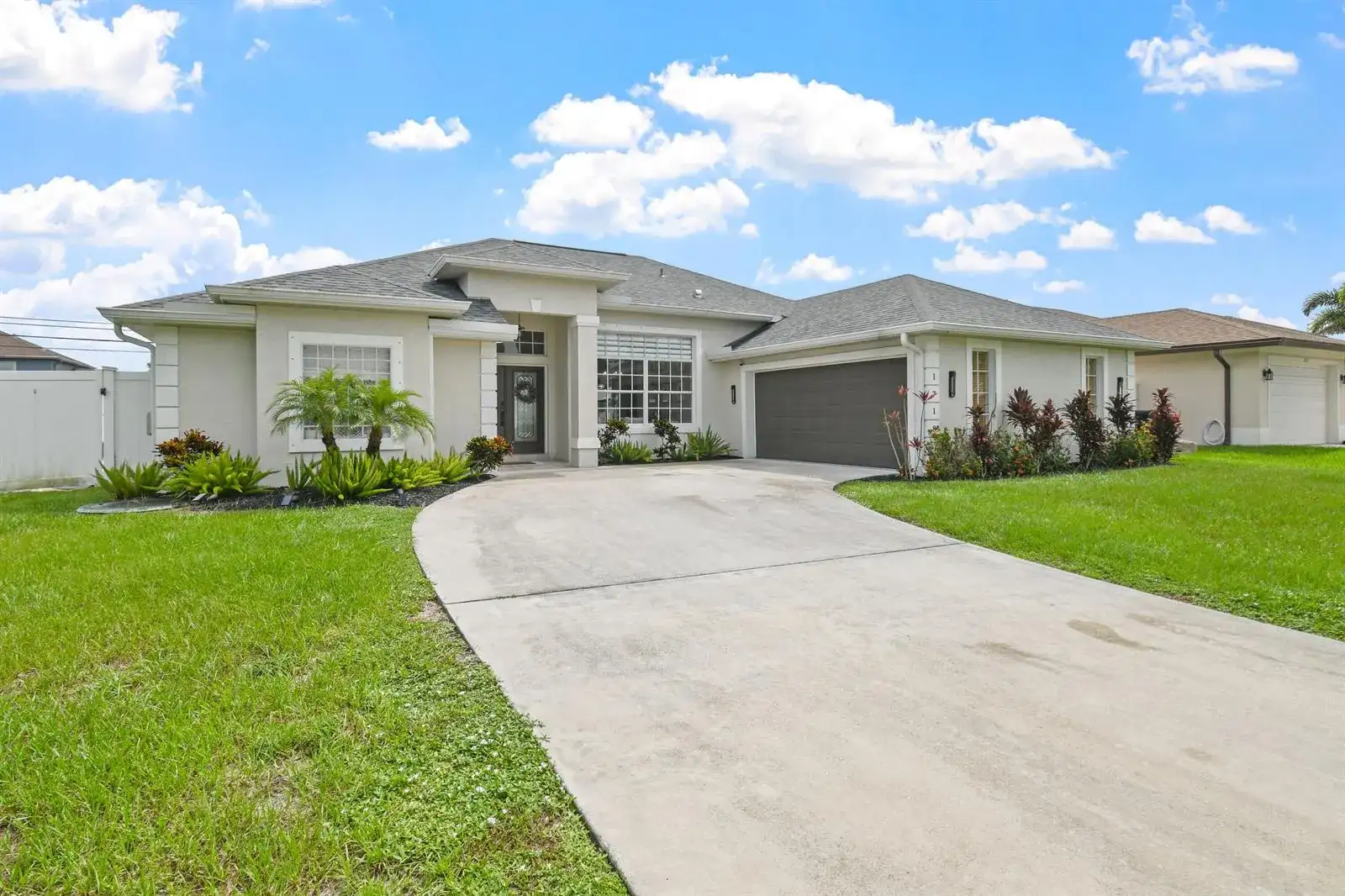1718 SW Penrose Avenue, Port St. Lucie FL 34953 photo 2