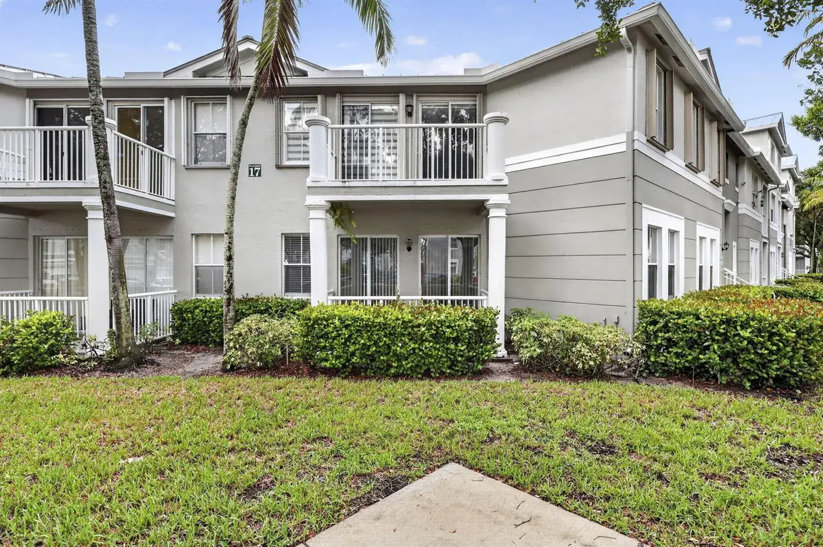 2103 SHOMA Drive # 122, Royal Palm Beach FL 33414
