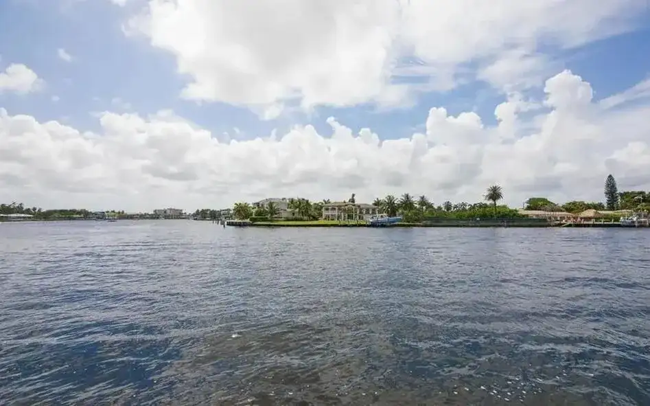 1101 S RIVERSIDE Drive # 103, Pompano Beach FL 33062 photo 2