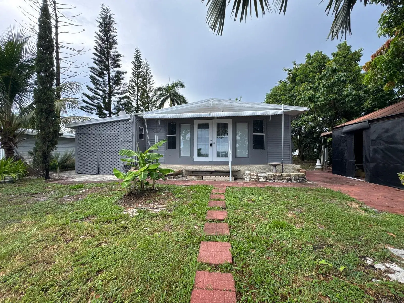 1495 Michelle Drive N # 68, West Palm Beach FL 33409