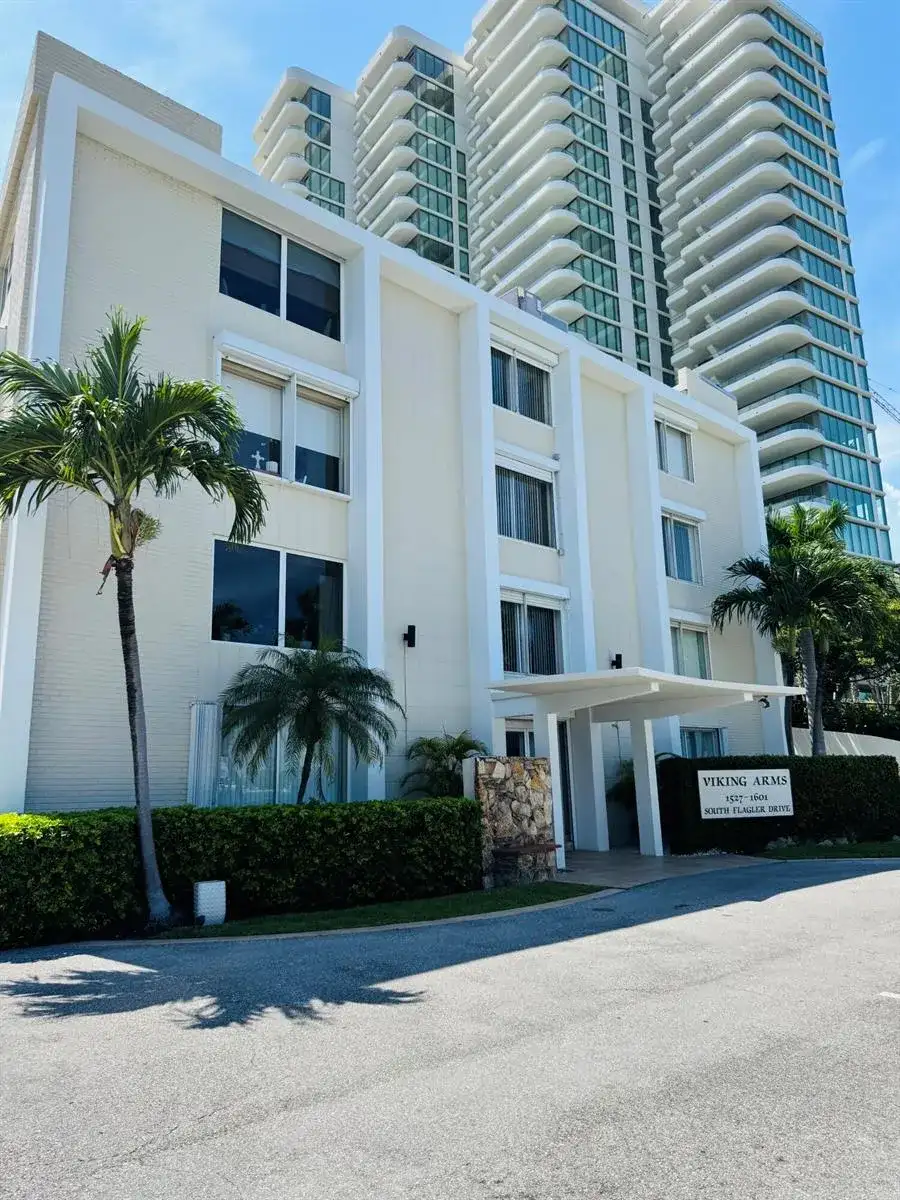 1527 S FLAGLER Drive # 112F, West Palm Beach FL 33401 photo 3