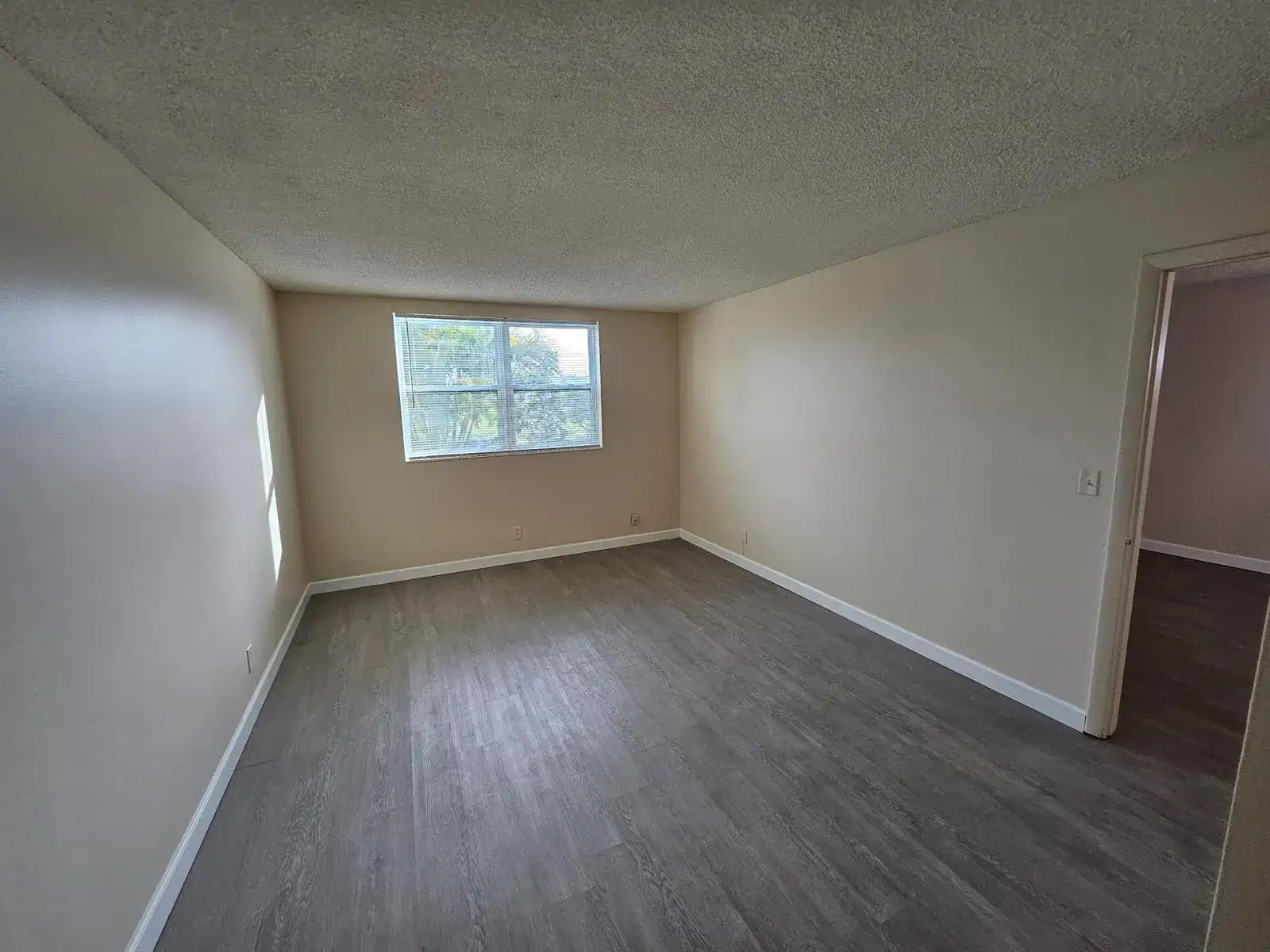 2900 NW 46TH Avenue # 105, Lauderdale Lakes FL 33313 photo 5