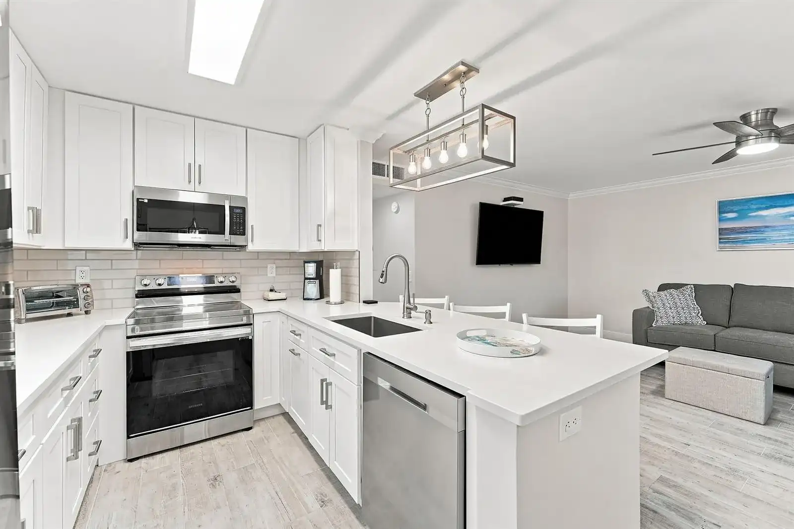 633 Normandy Lane, Delray Beach FL 33484
