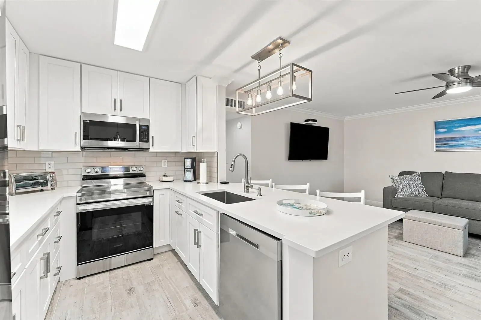 633 Normandy Lane, Delray Beach FL 33484