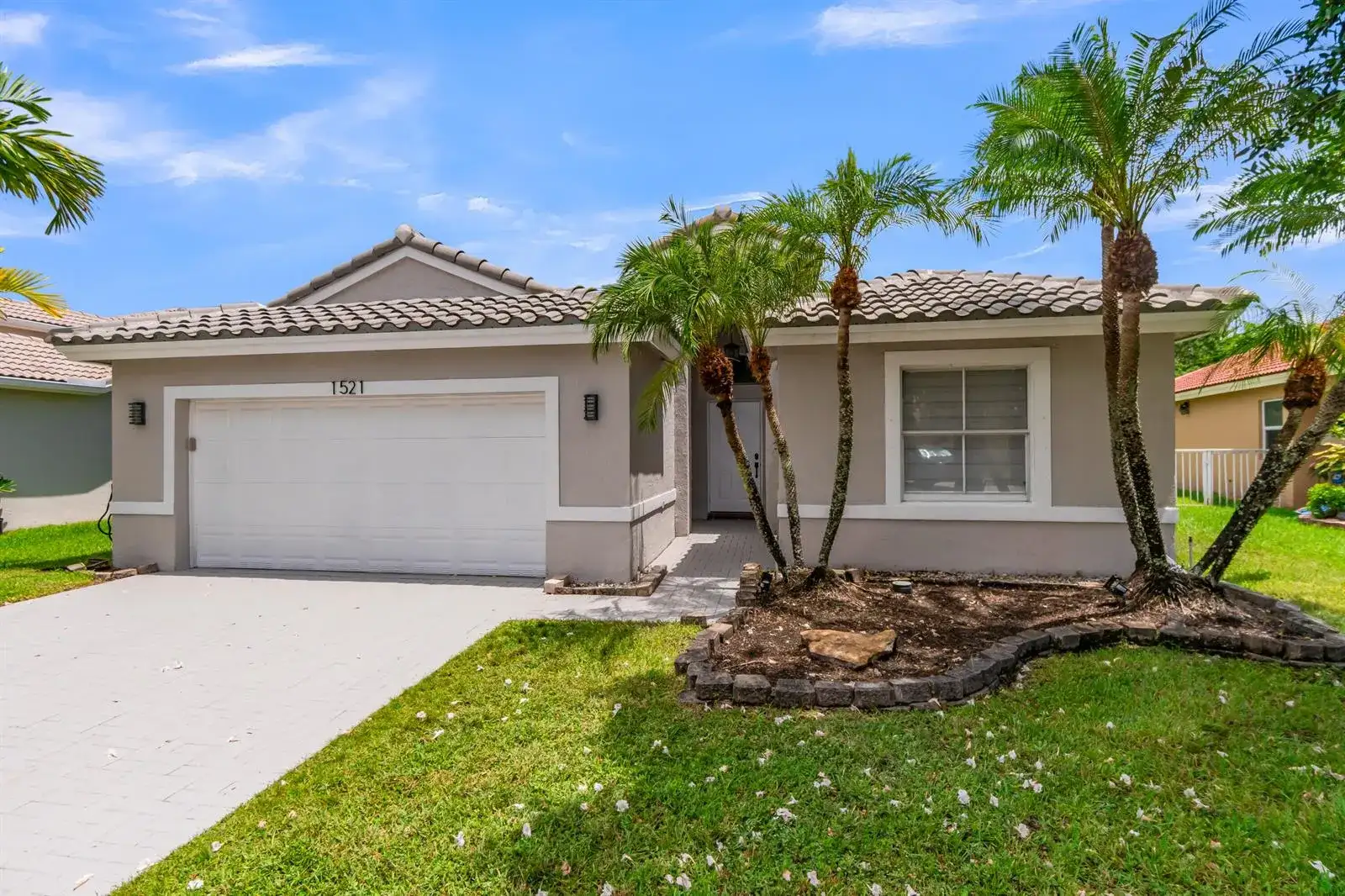 1521 SW 186th Avenue, Pembroke Pines FL 33029 photo 3