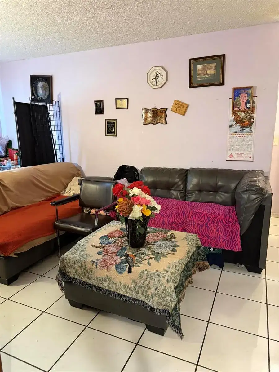 11585 NW 42nd Street, Coral Springs FL 33065 photo 2