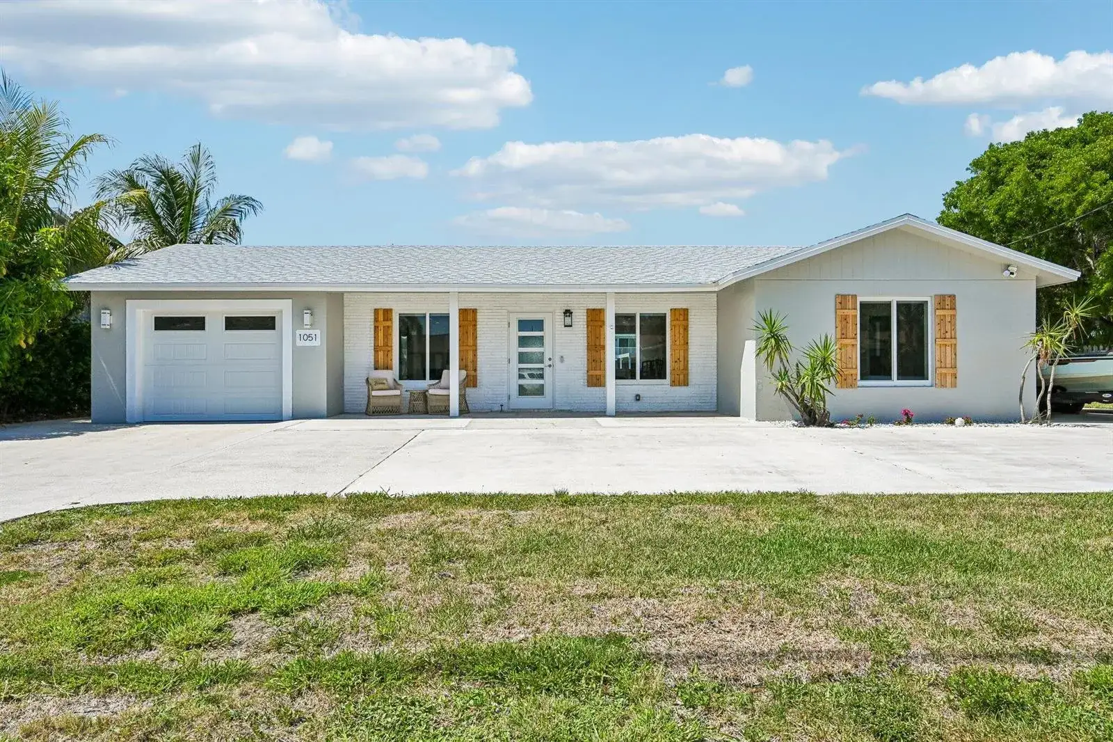 1051 SW 25th Avenue, Boynton Beach FL 33426