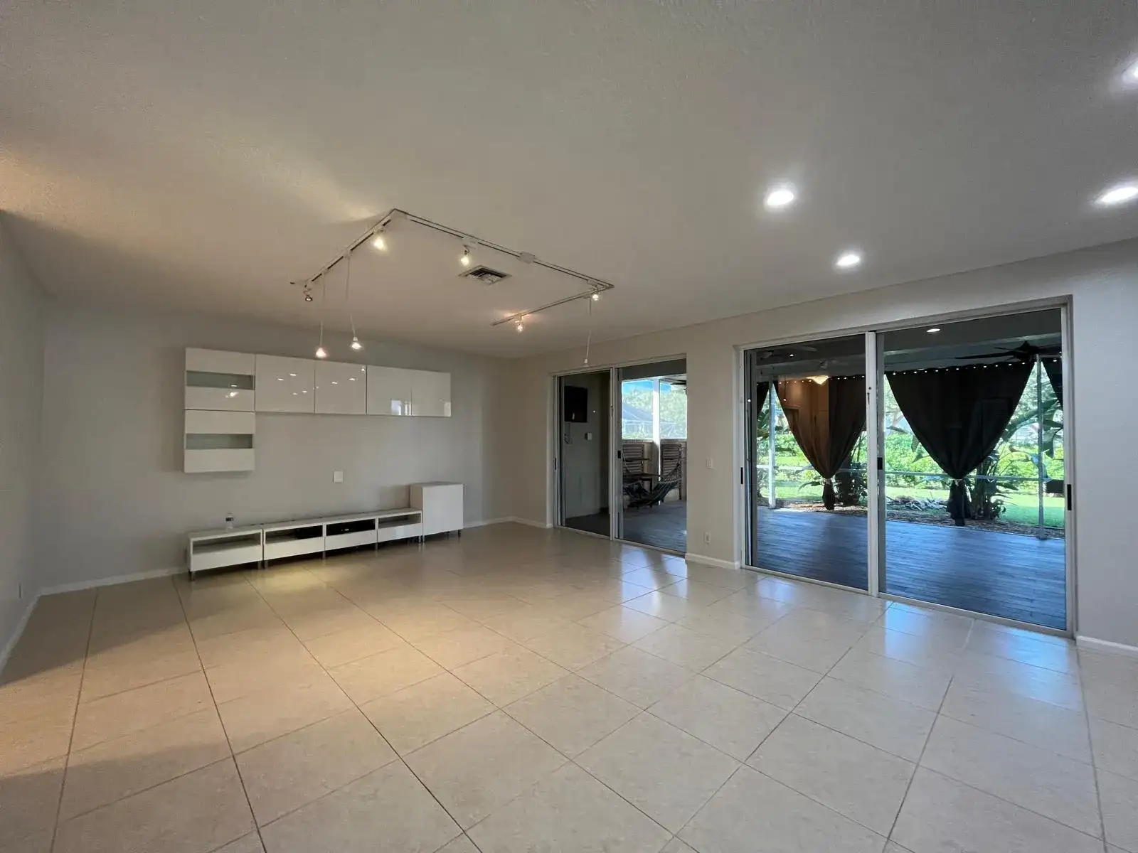 18343 Coral Sands Way, Boca Raton FL 33498 photo 2