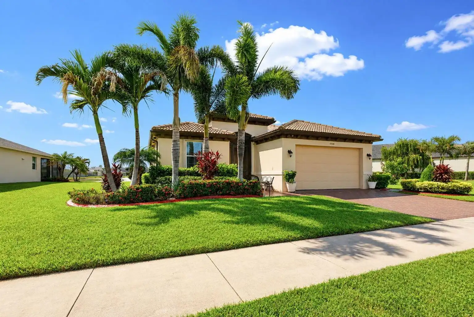 11320 SW Lake Park Drive, Port St. Lucie FL 34987