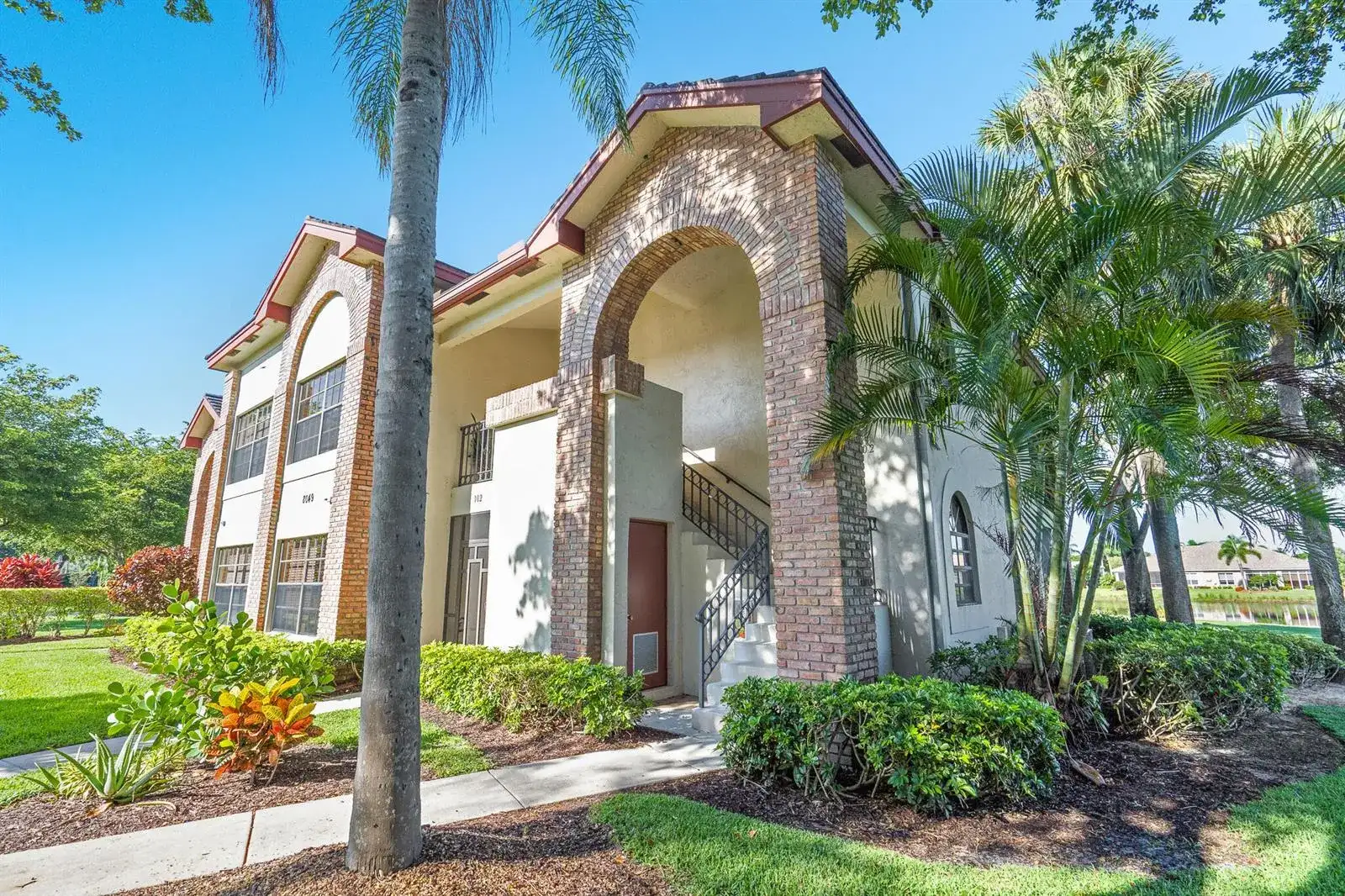8049 ABERDEEN Drive # 202, Boynton Beach FL 33472 photo 3