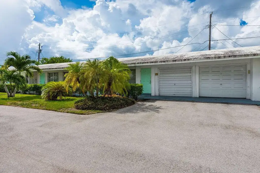 722 Ridge Road # 2, Lantana FL 33462 photo 2