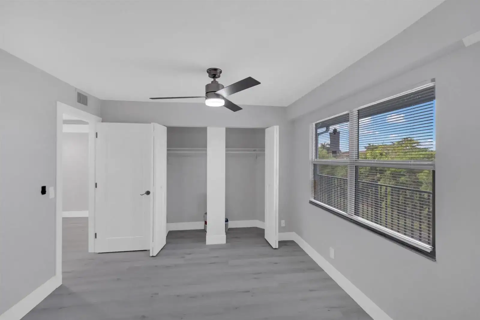 12600 SW 5TH Court # 414L, Pembroke Pines FL 33027 photo 4