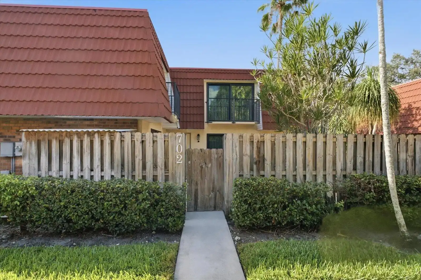 702 NW 98TH Circle, Plantation FL 33324