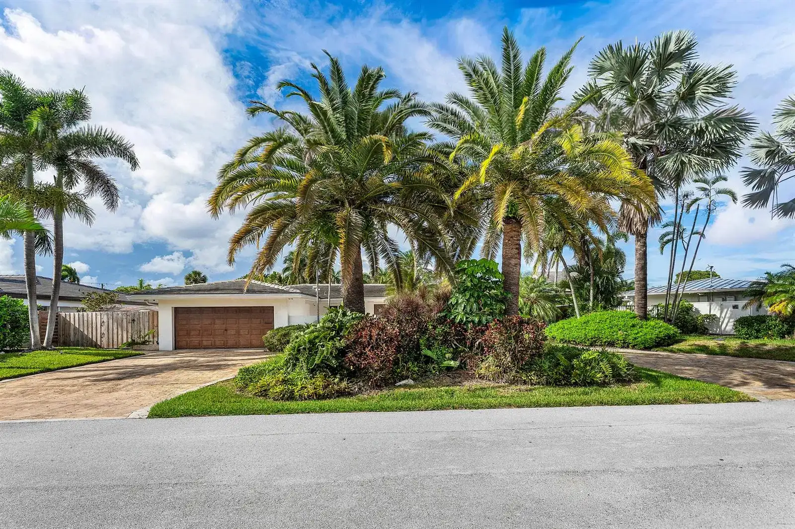 2813 NE 29TH Street, Fort Lauderdale FL 33306