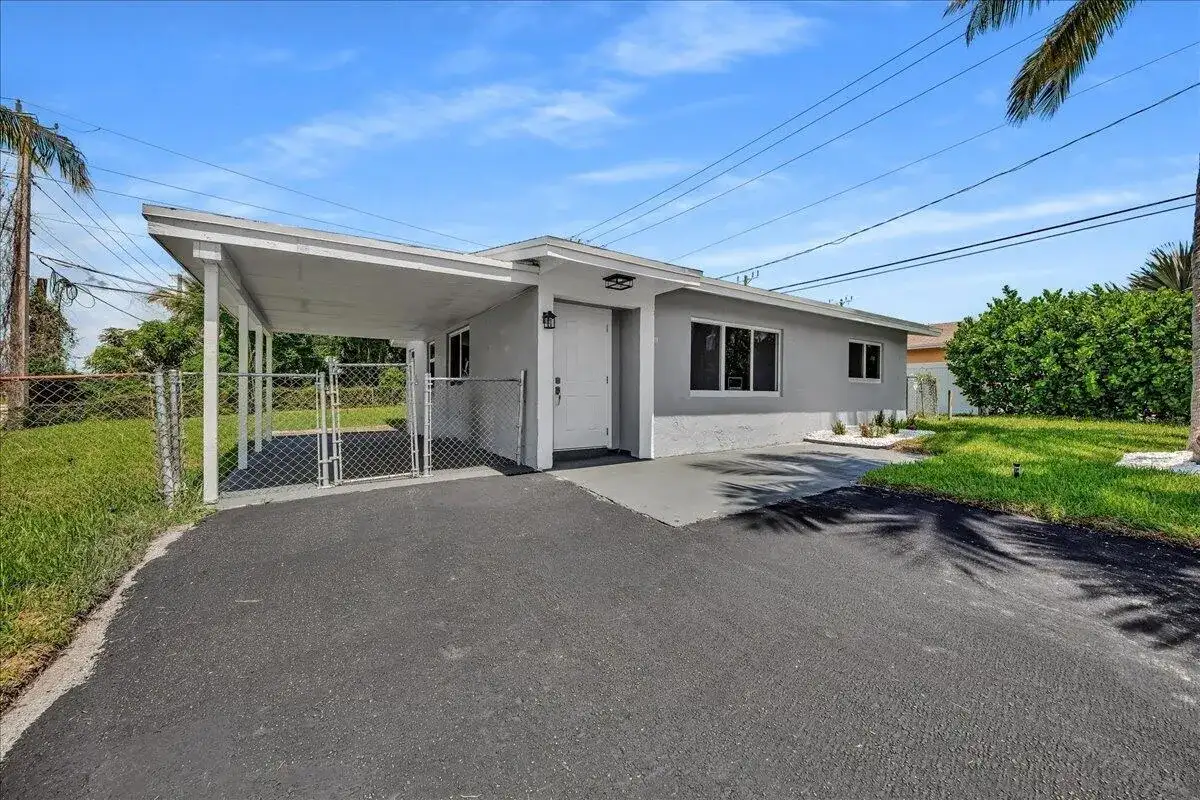 11 NE 28TH Court, Boynton Beach FL 33435 photo 2