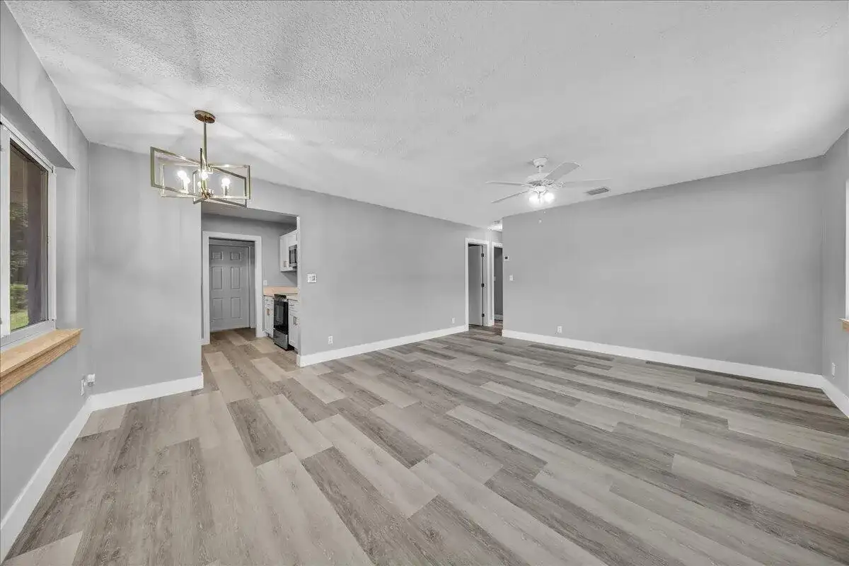 11 NE 28TH Court, Boynton Beach FL 33435 photo 5