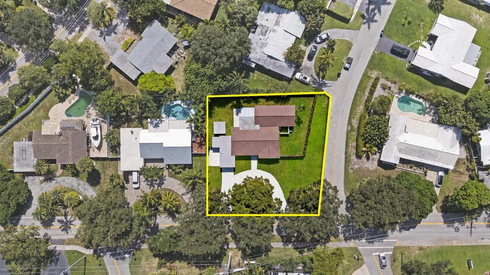 4000 NE 22ND Avenue, Lighthouse Point FL 33064
