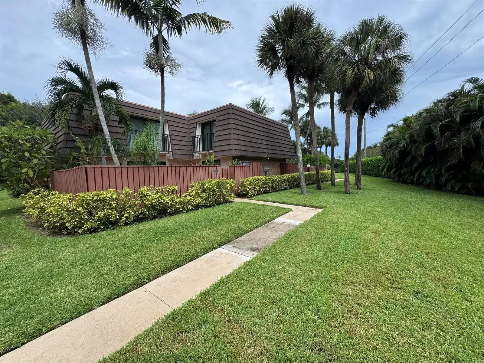 1807 18th Court, Jupiter FL 33477