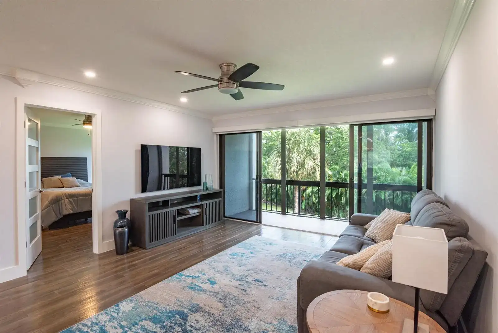 2500 PRESIDENTIAL Way # 304, West Palm Beach FL 33401 photo 5