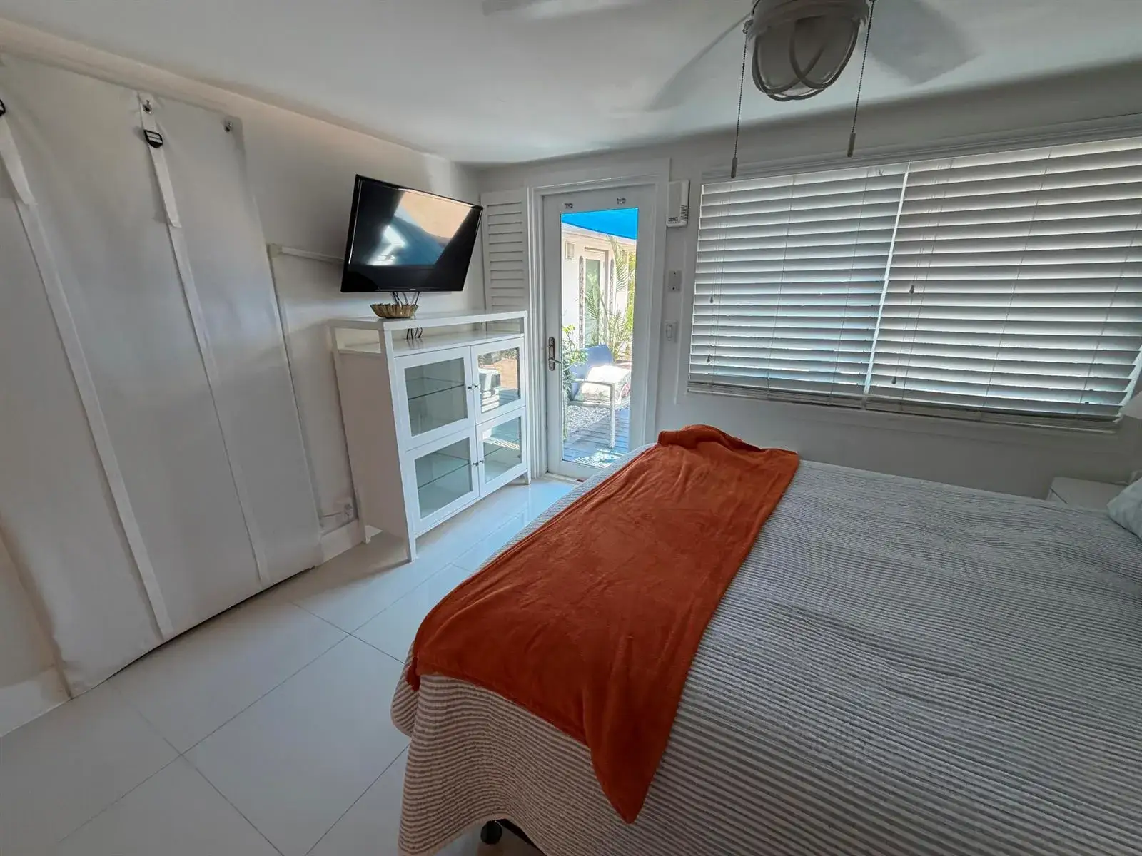 4430 Sea Grape Drive # 1, Lauderdale By The Sea FL 33308