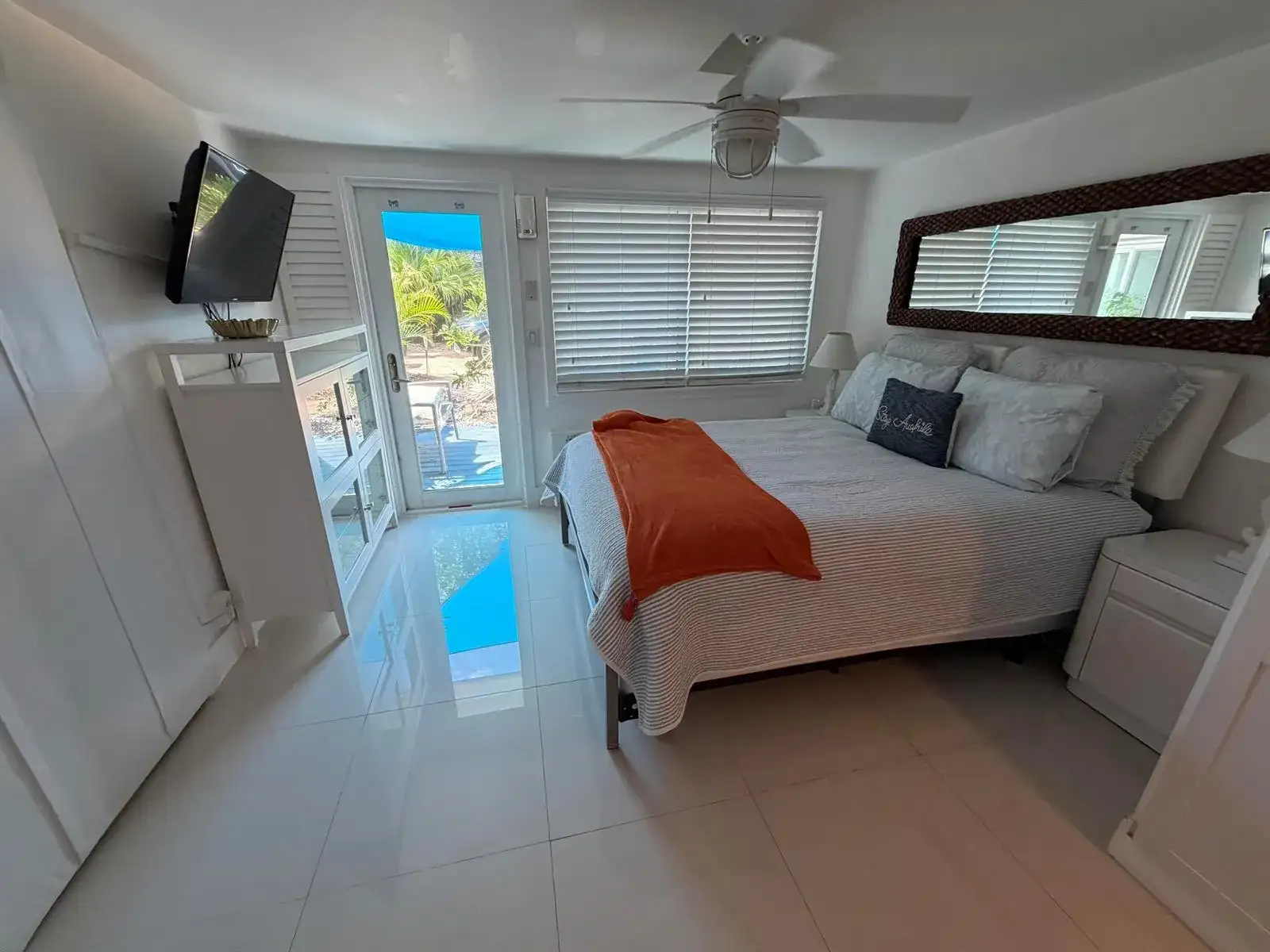 4430 Sea Grape Drive # 1, Lauderdale By The Sea FL 33308 photo 2