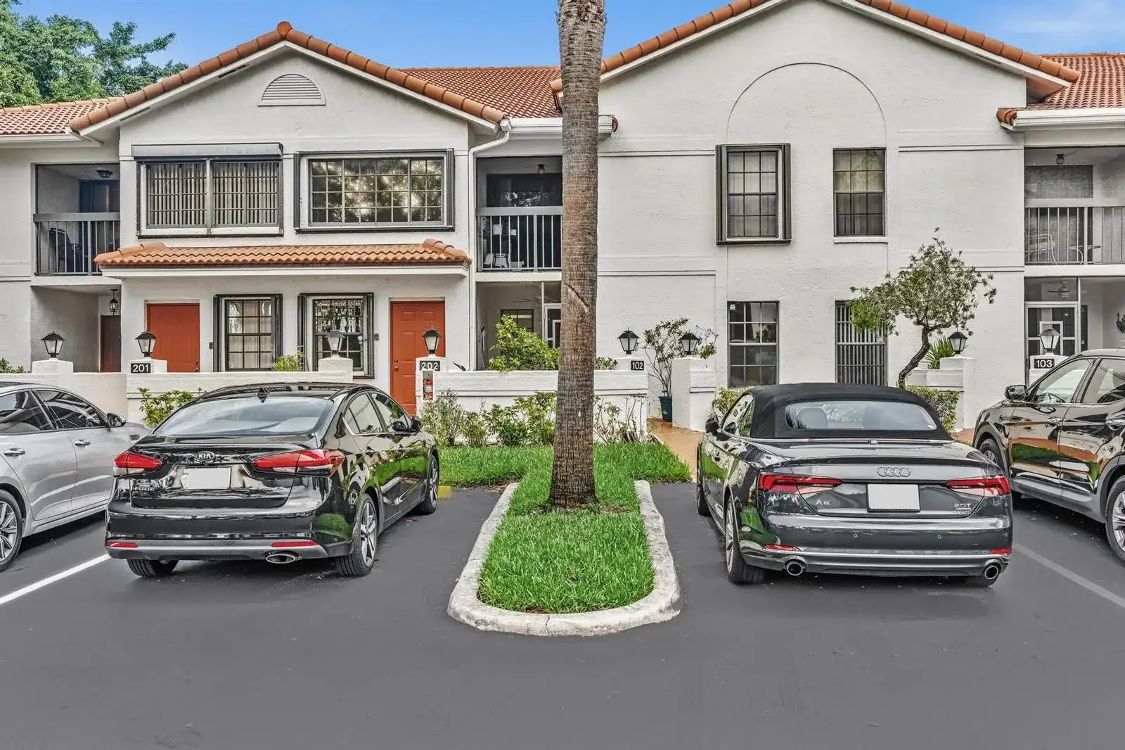 9632 Sills Drive E # 102, Boynton Beach FL 33437