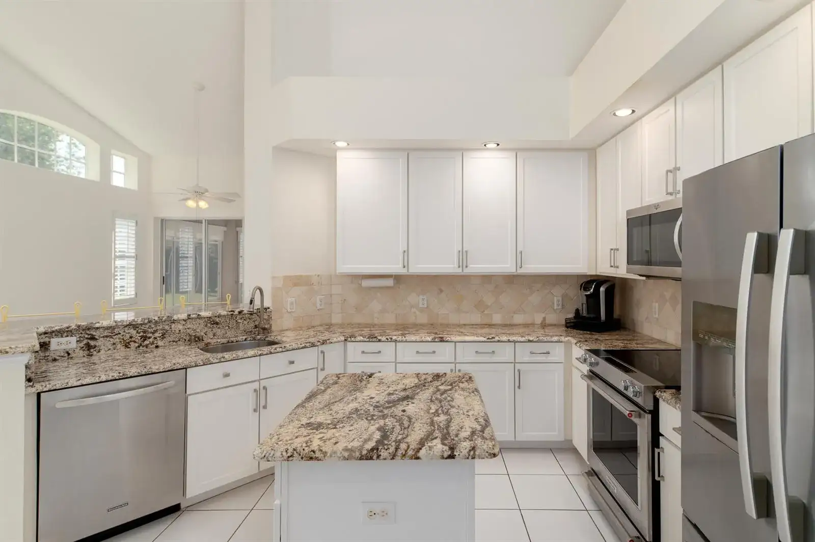 1676 SW Harbour Isles Circle # 97, Port St. Lucie FL 34986 photo 4