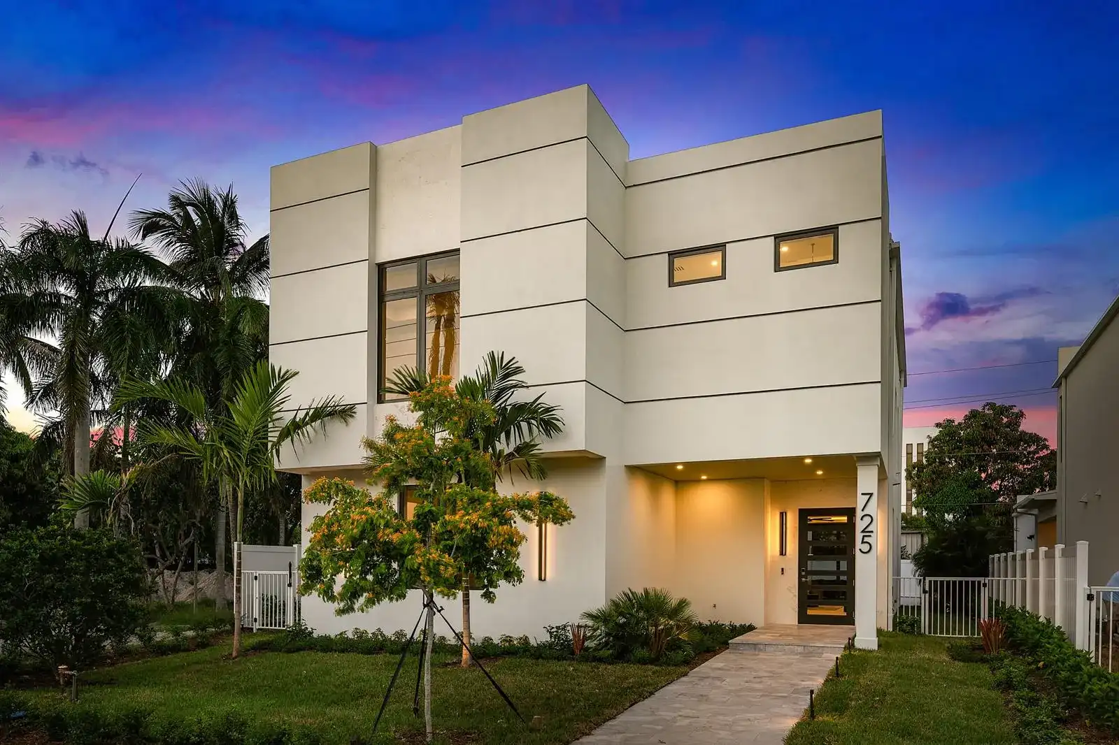715 SE 4th Avenue, Delray Beach FL 33483