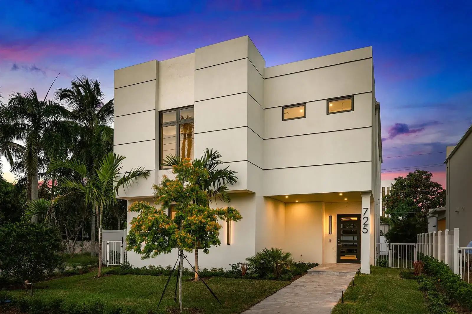 715 SE 4th Avenue, Delray Beach FL 33483