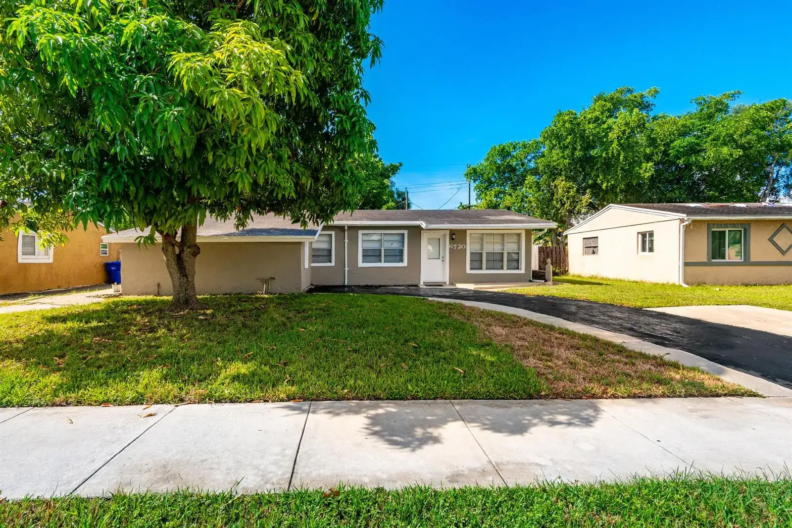 6720 SW 17TH Street, North Lauderdale FL 33068 photo 2