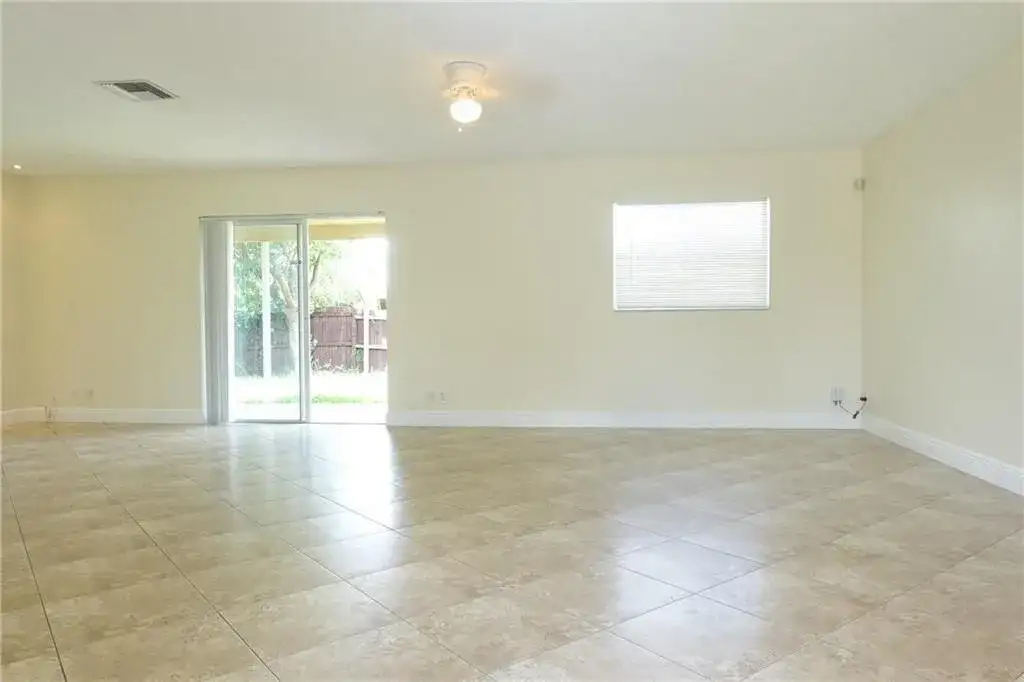 10838 WINDING CREEK Way, FL 33428 photo 3