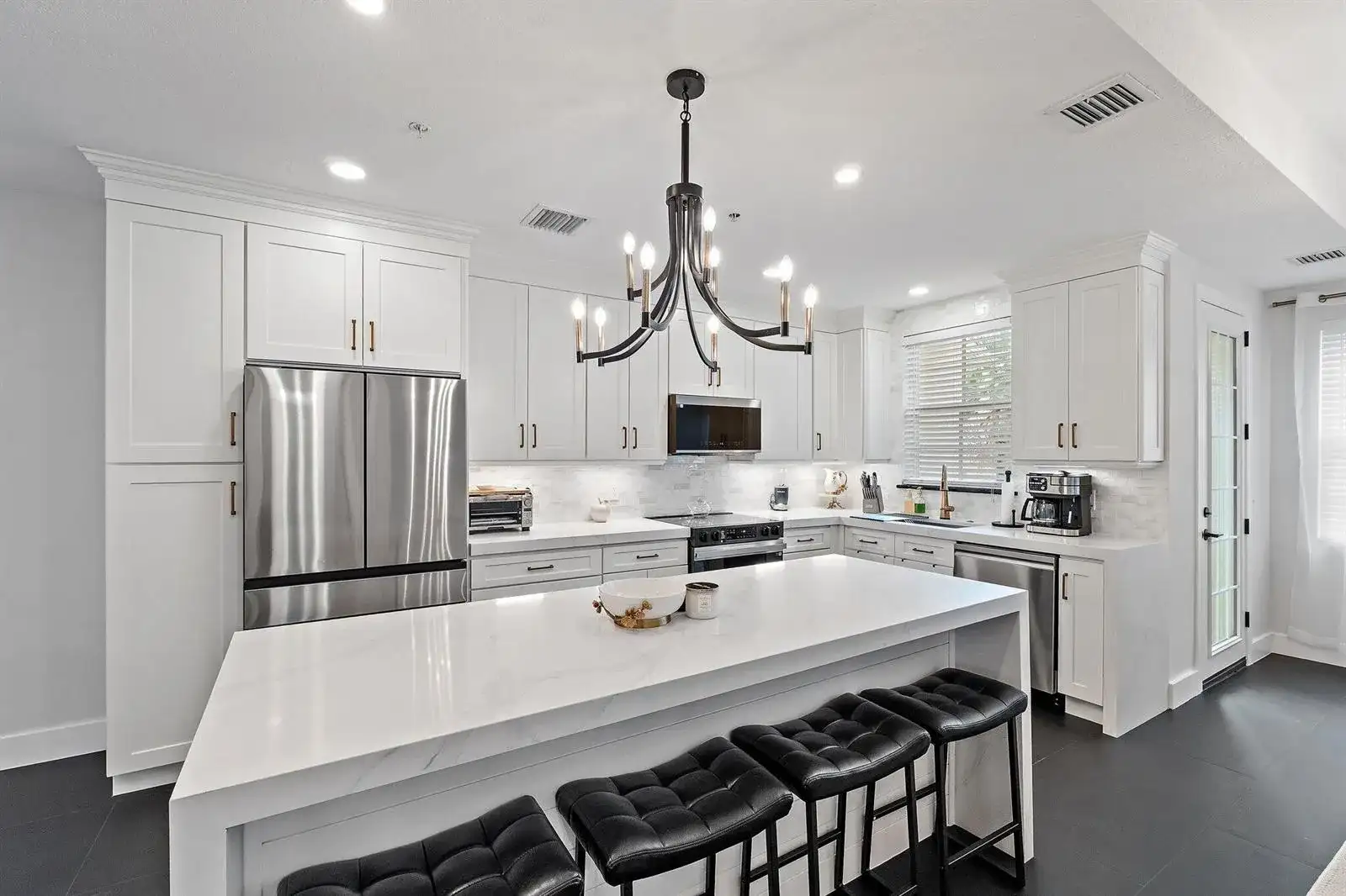 11774 Valencia Gardens Avenue, Palm Beach Gardens FL 33410 photo 2