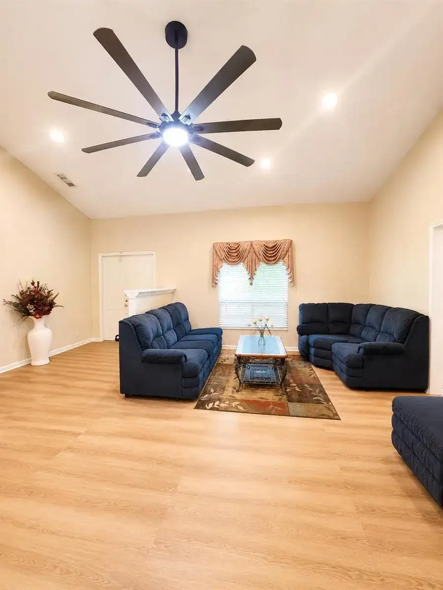1412 SW 75TH Avenue, North Lauderdale FL 33068 photo 4