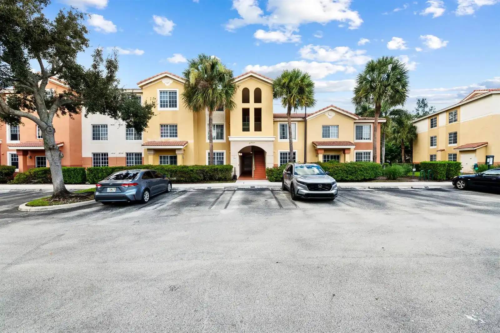 6777 HERITAGE GRANDE # 1105, Boynton Beach FL 33437