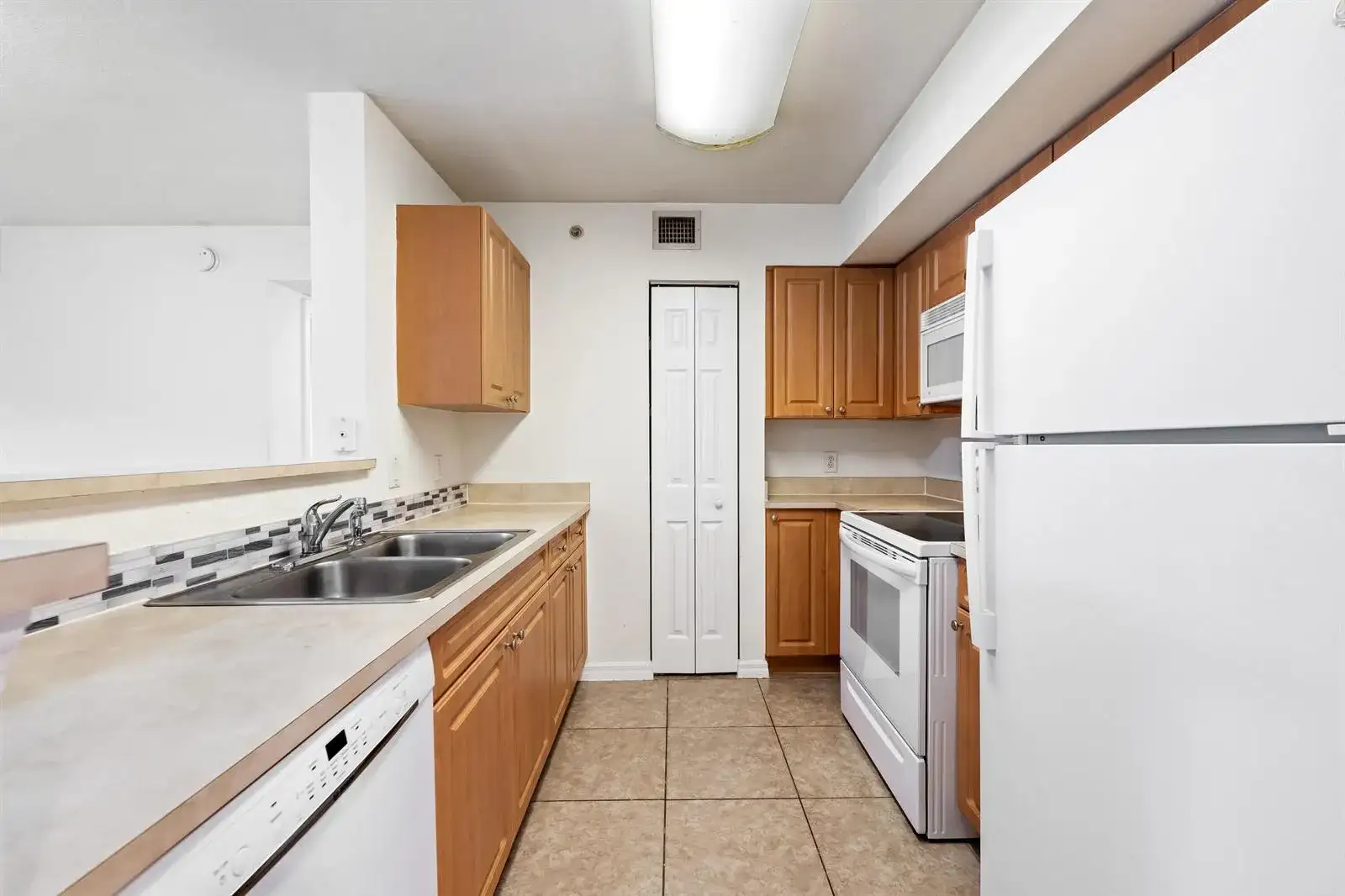 6777 HERITAGE GRANDE # 1105, Boynton Beach FL 33437 photo 3