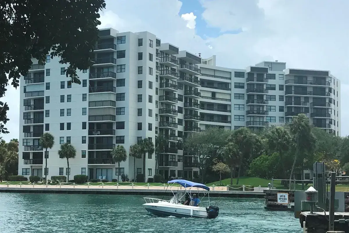 2900 NE 14th Street Causeway # 403, Pompano Beach FL 33062