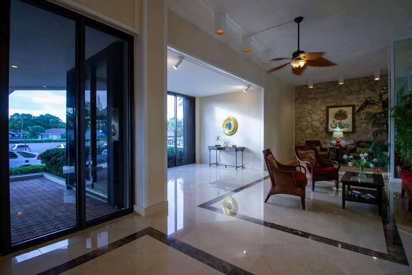 5600 N Flagler Drive, West Palm Beach FL 33407 photo 3