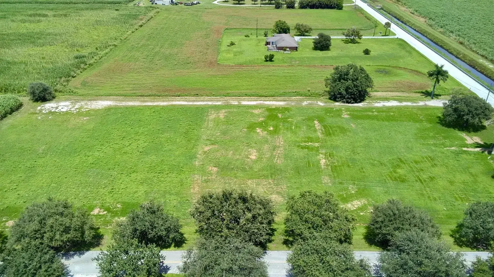 38039 CONGLETON Drive, Belle Glade FL 33430 photo 3