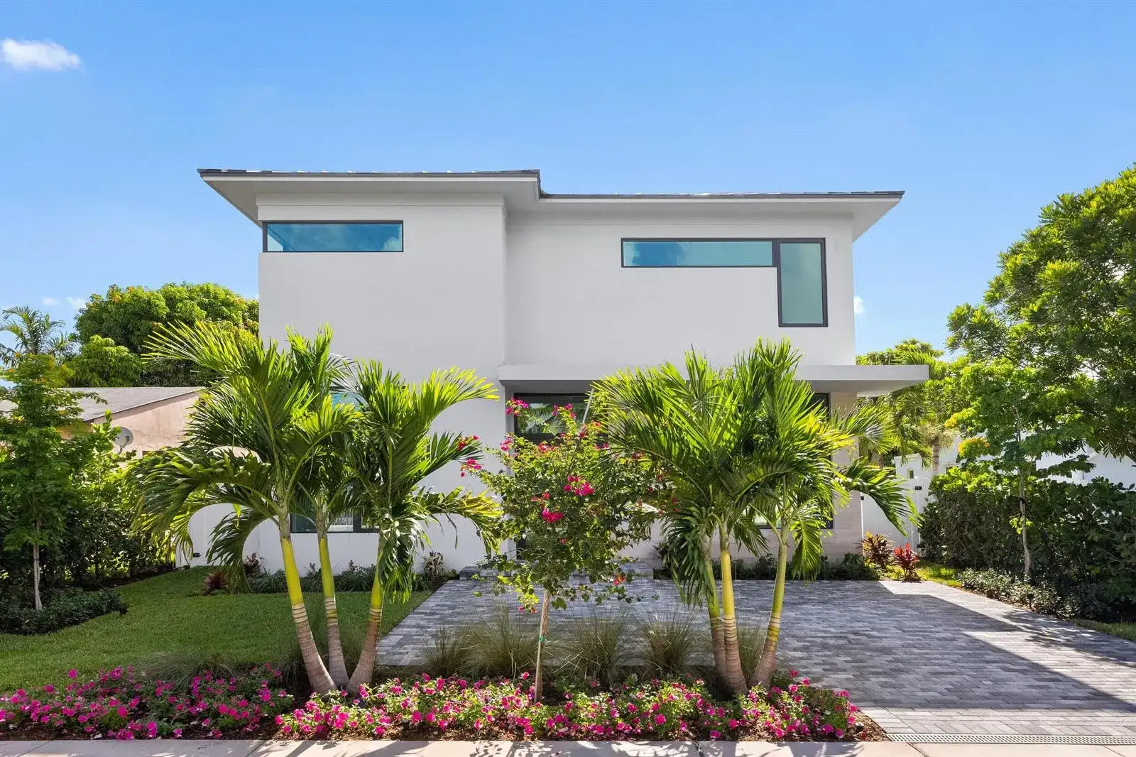 827 SE 2nd Avenue, Delray Beach FL 33483 photo 2