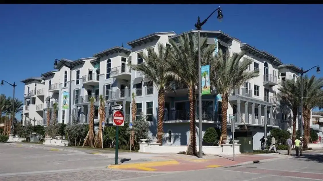 4511 EL MAR Drive # 202, Lauderdale By The Sea FL 33308