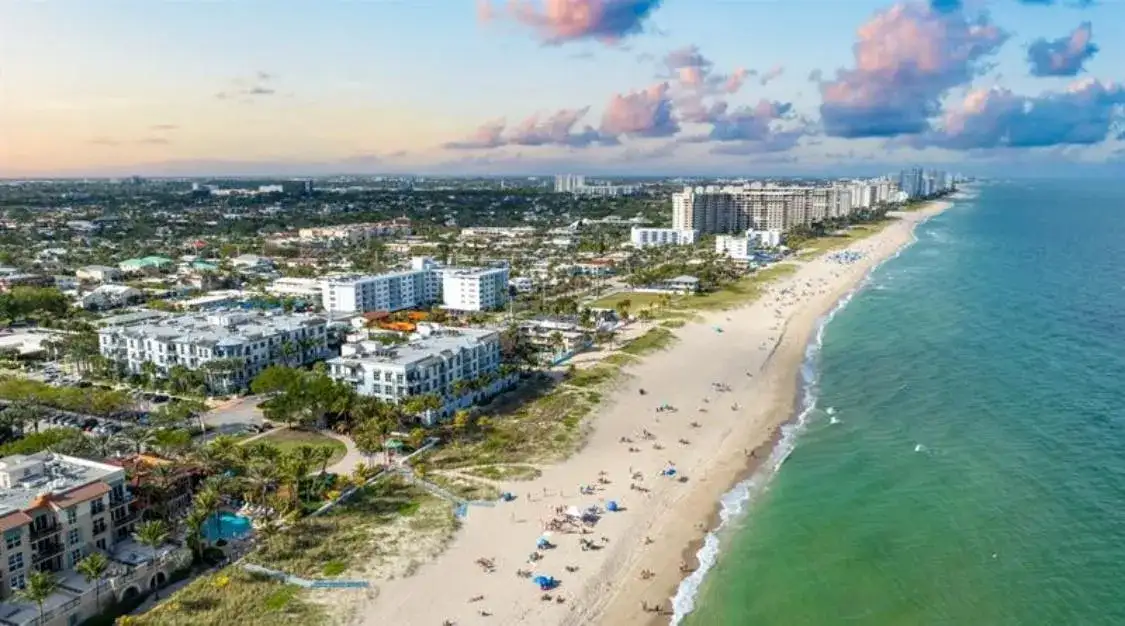 4511 EL MAR Drive # 202, Lauderdale By The Sea FL 33308 photo 2