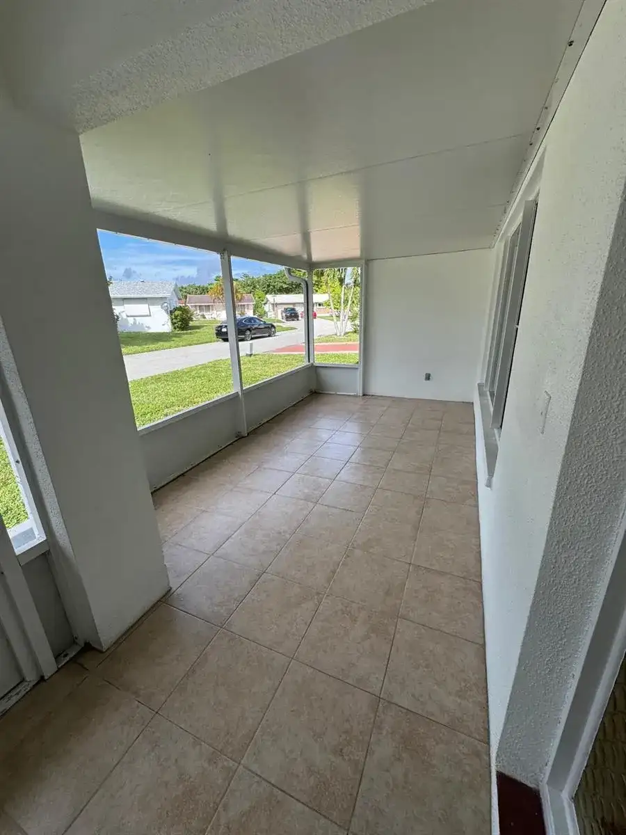 4734 NW 49th Court, Tamarac FL 33319 photo 4