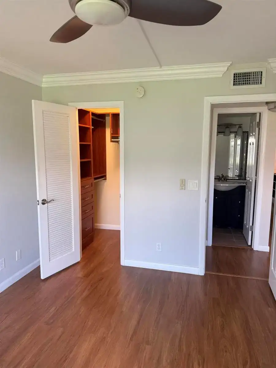 144 WINDSOR G, West Palm Beach FL 33417 photo 4