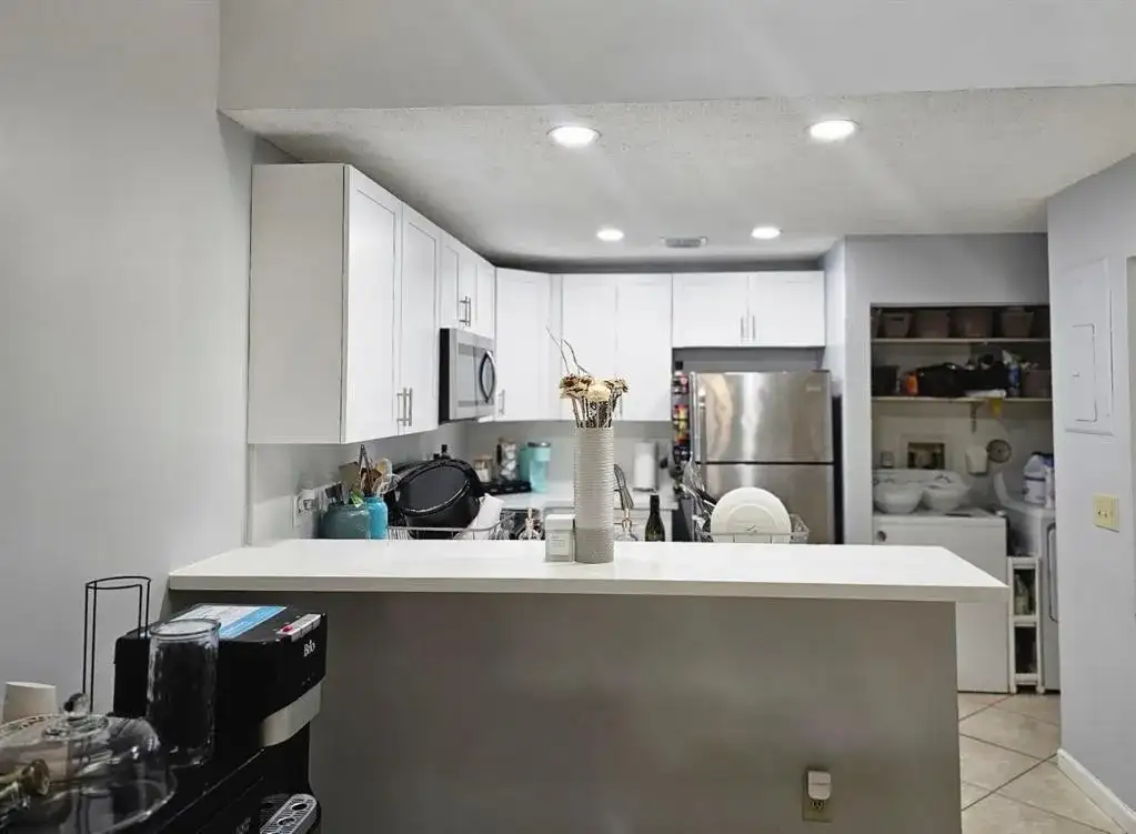 1827 RUNNERS Way, North Lauderdale FL 33068 photo 3