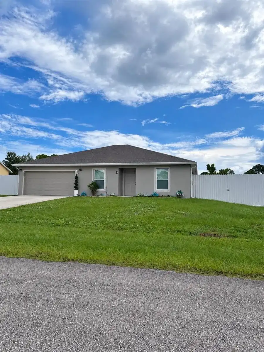 2373 SW BARBER Lane, Port St. Lucie FL 34984
