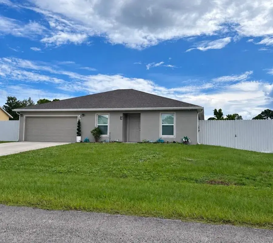 2373 SW BARBER Lane, Port St. Lucie FL 34984