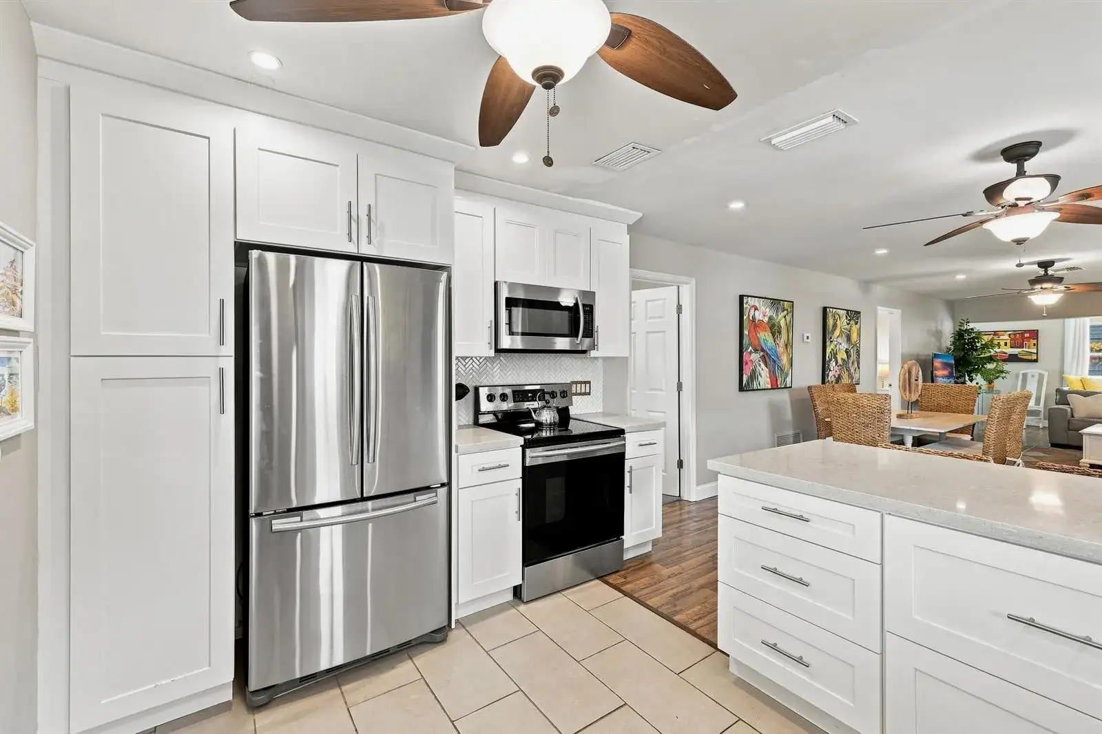 435 BLUEBIRD Lane, Delray Beach FL 33445 photo 3