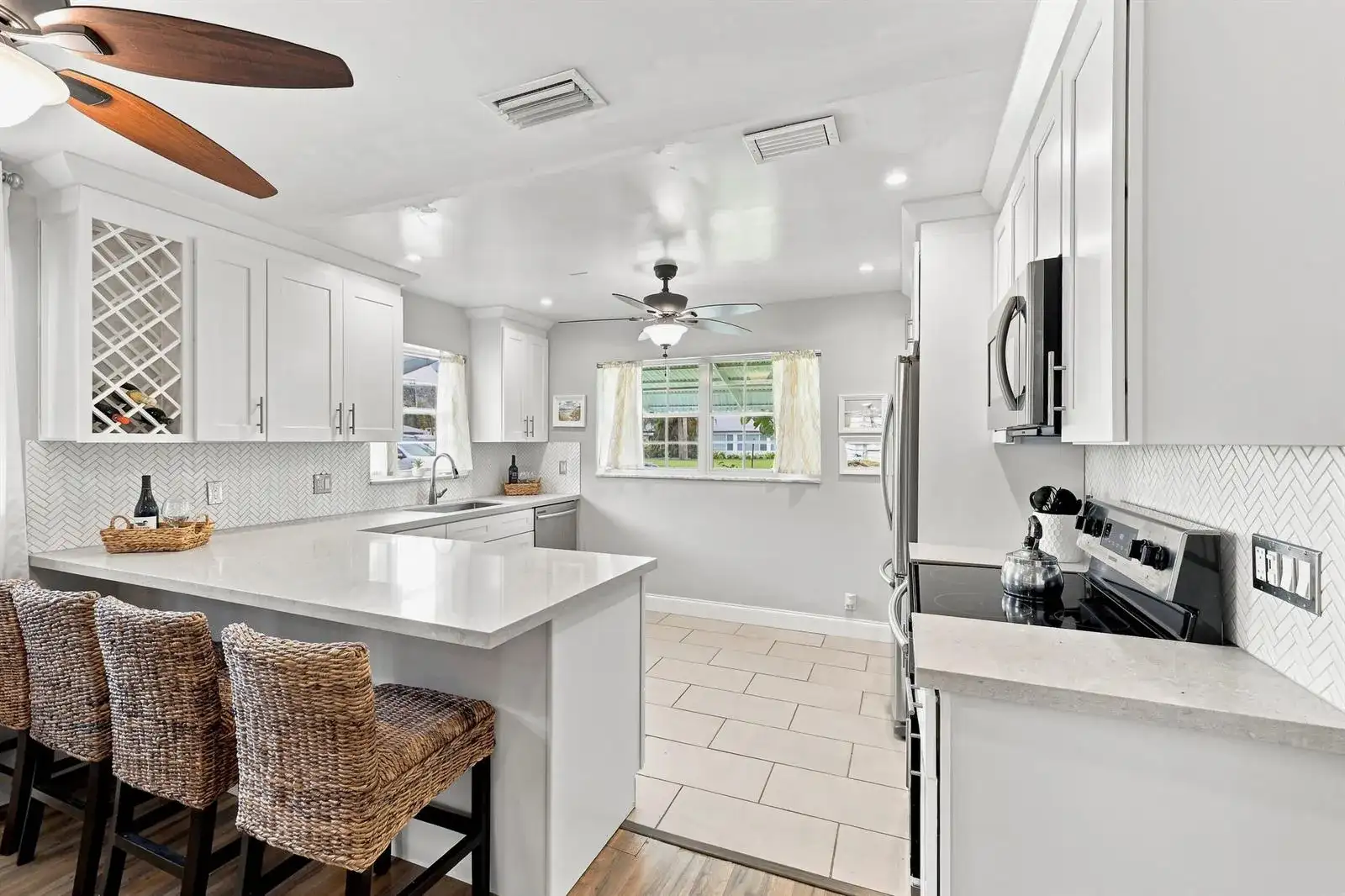 435 BLUEBIRD Lane, Delray Beach FL 33445 photo 5