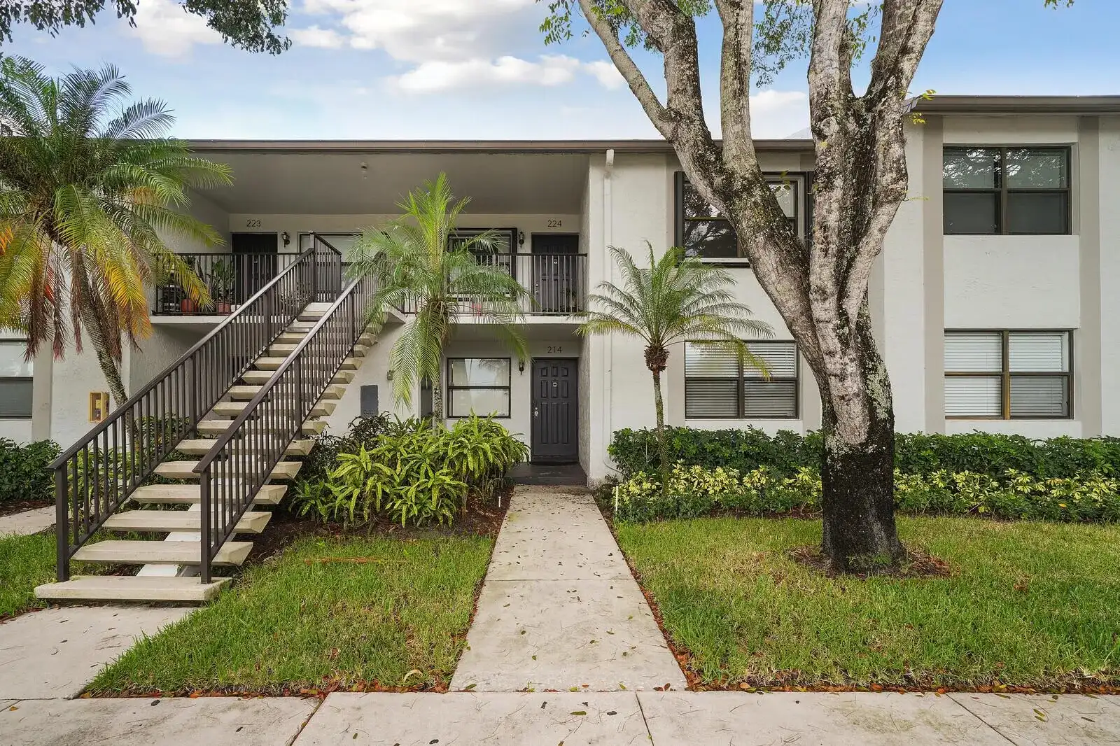 1284 S Military Trail # 224, Deerfield Beach FL 33442