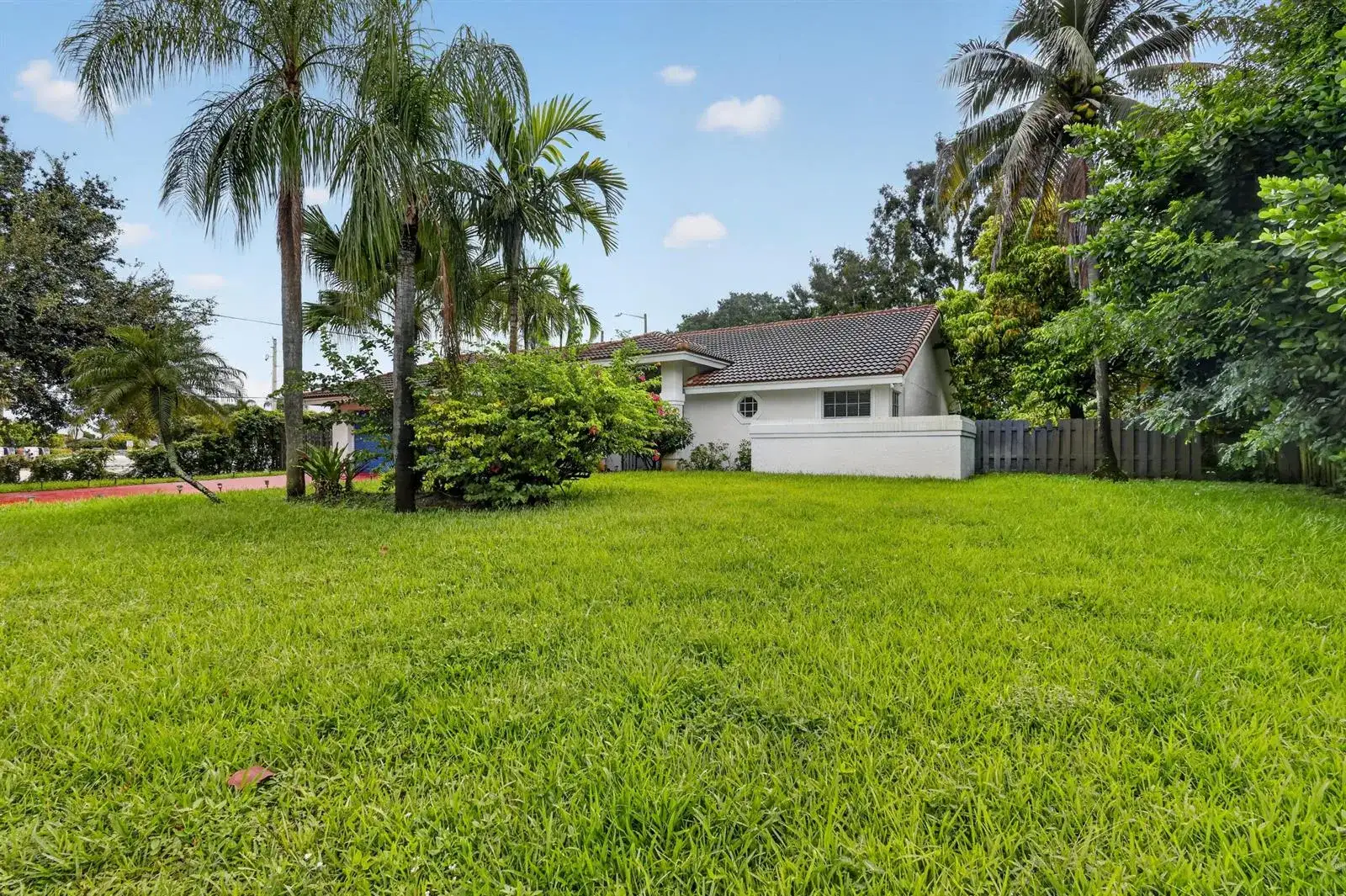 1770 EMILIO Lane, Palm Springs FL 33406 photo 3